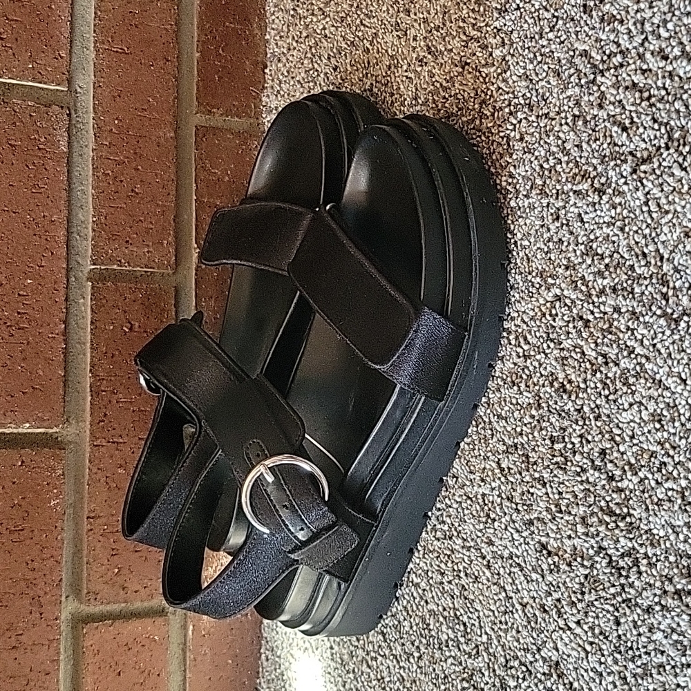 Zara Dad Sandals